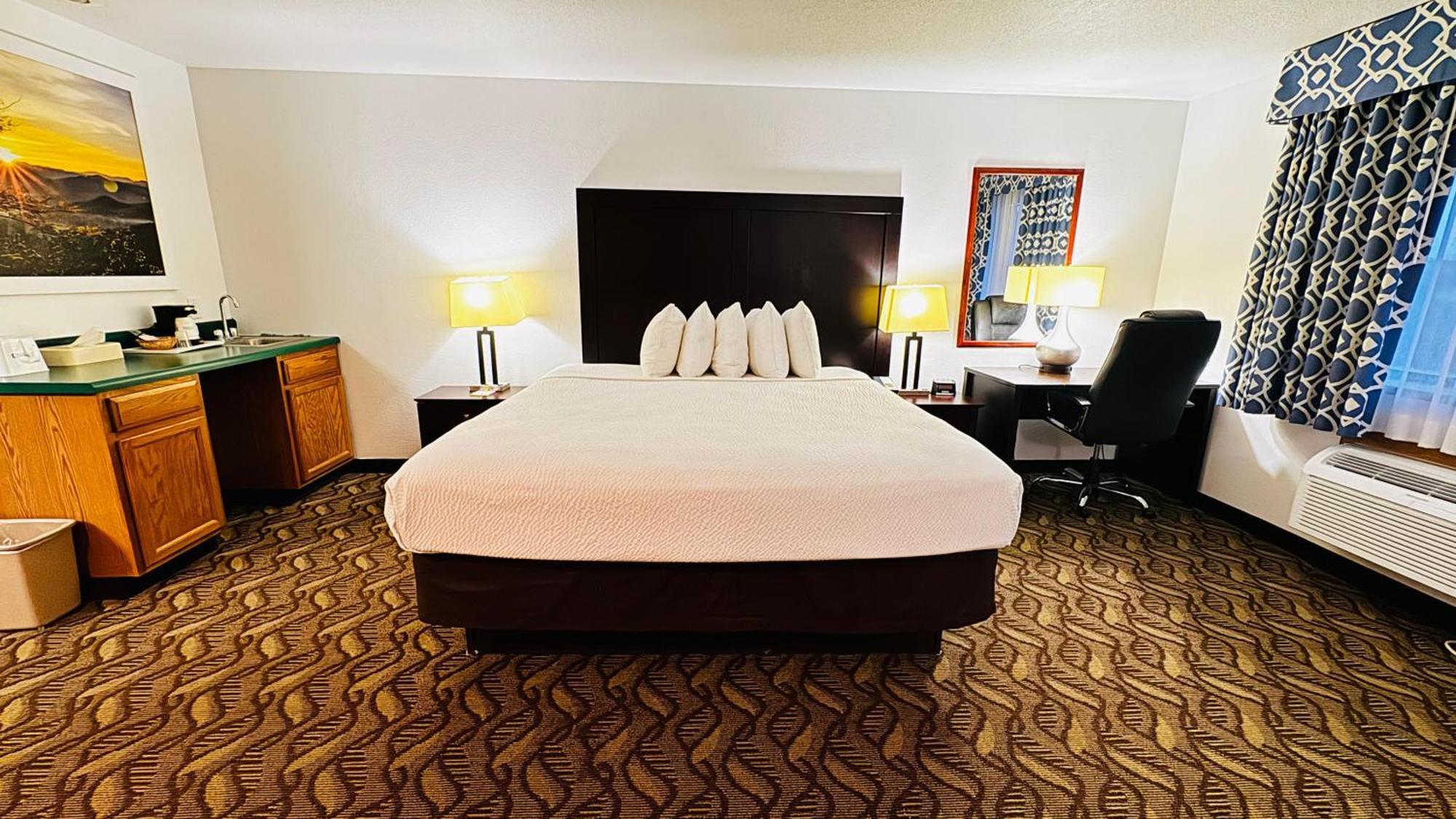 Days Inn By Wyndham נורת' פלאט מראה חיצוני תמונה